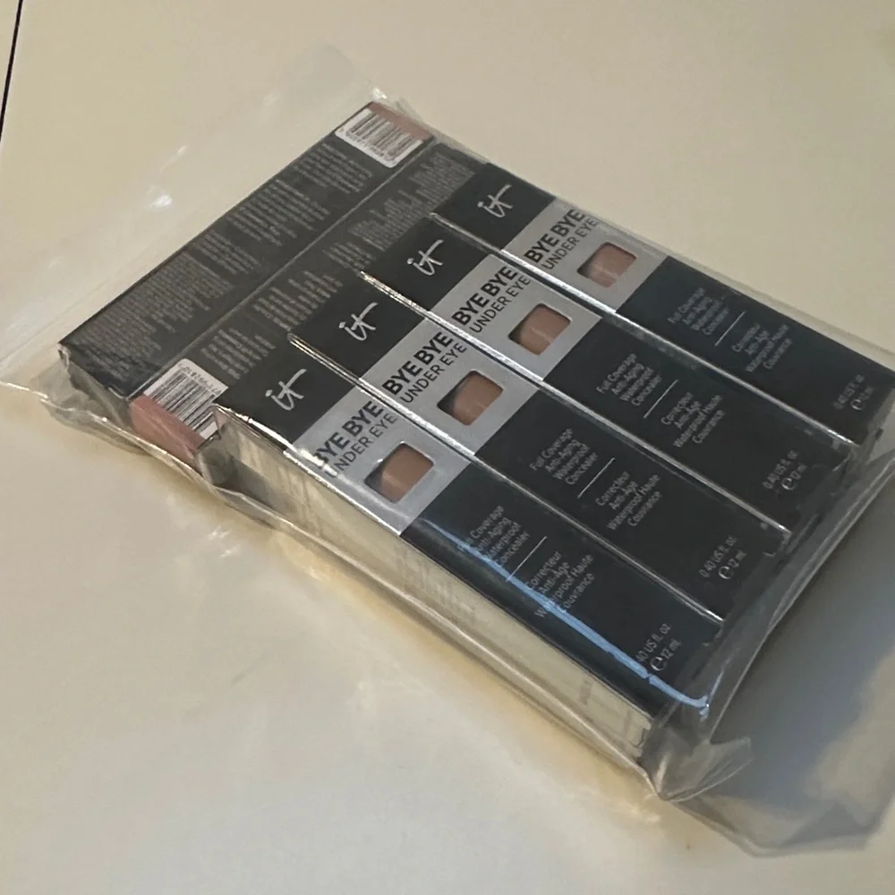 🆕 IT COSMETICS Bye Bye Under Eye Full Coverage Anti-Aging Concealer DEEP 40.5